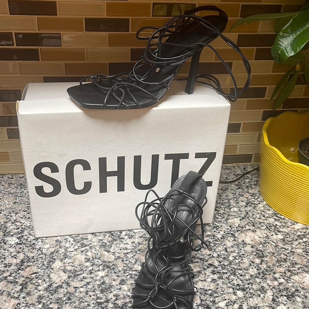 In Great Condition Only Used Once - image 1